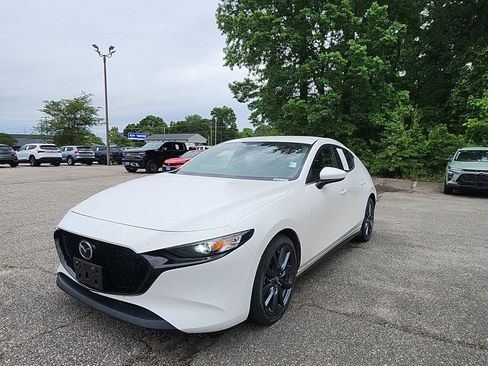 Used 2019 MAZDA MAZDA3 AWD Hatchback w/ Preferred Pkg image 1