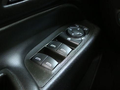 Used 2023 Chevrolet Equinox LT image 17