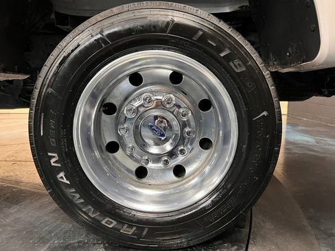 Used 2017 Ford F450 Platinum w/ Platinum Ultimate Package image 37