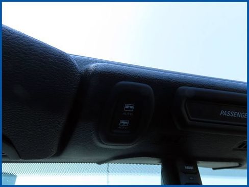 Certified 2018 Jeep Wrangler Unlimited Rubicon AWD/4WD image 21
