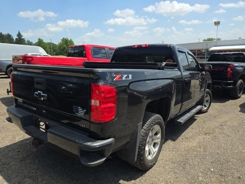 Used 2019 Chevrolet Silverado 1500 LT w/ All Star Edition AWD/4WD image 6