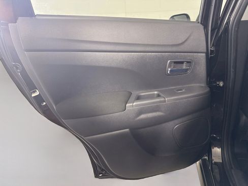 Used 2021 Mitsubishi Outlander Sport FWD image 25