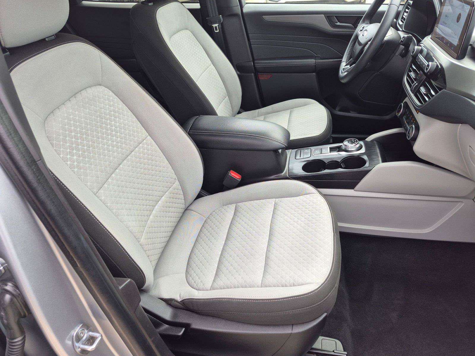 Used 2023 Ford Escape Active FWD image 25