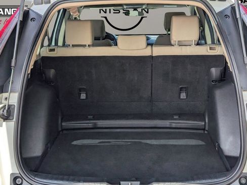 Used 2018 Honda CR-V LX image 12