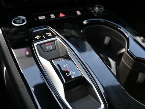 Used 2025 Audi A5 2.0T Premium Plus image 28