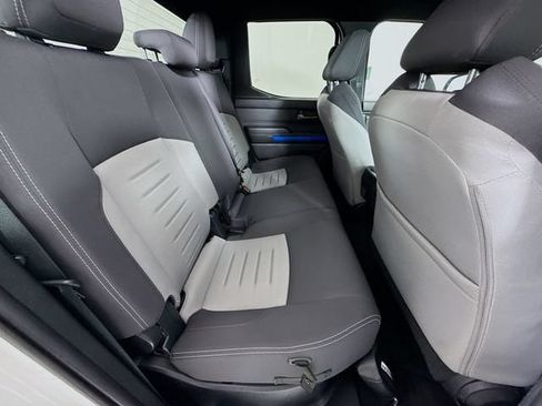 Certified 2024 Toyota Tacoma TRD Sport AWD/4WD image 27