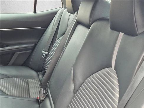 Used 2024 Toyota Camry SE FWD image 14