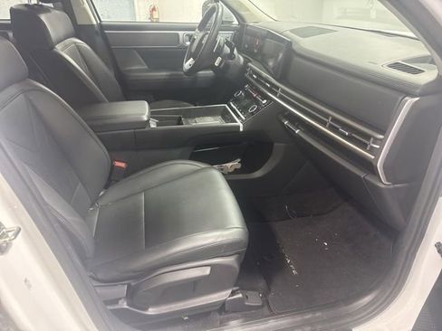 Used 2024 Hyundai Santa Fe SEL FWD image 28