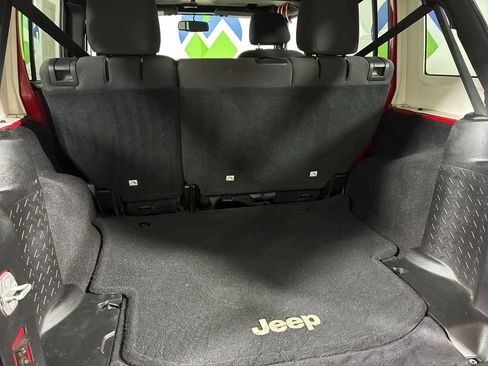 Used 2015 Jeep Wrangler Unlimited Sport w/ Quick Order Package 24S image 12