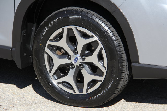 Used 2020 Subaru Forester Premium AWD/4WD image 13