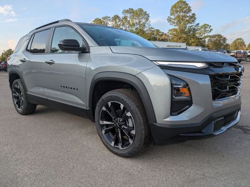 New 2026 Chevrolet Equinox RS image 2