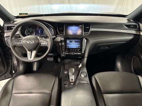 Used 2021 INFINITI QX50 Luxe w/ Appearance Package AWD/4WD image 4
