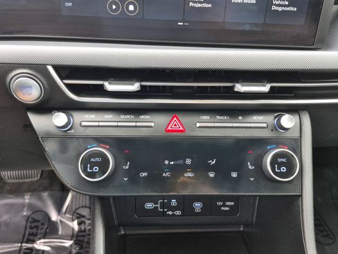 Certified 2024 Hyundai Sonata SEL FWD image 24