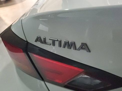Used 2023 Nissan Altima 2.5 SR image 8