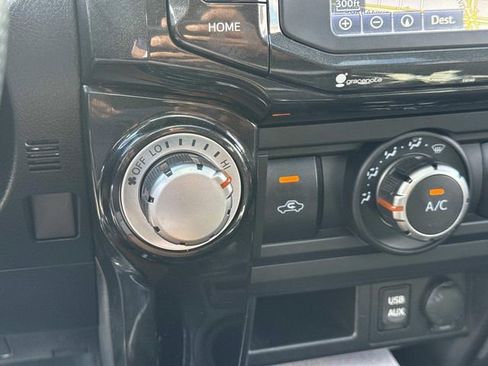 Used 2018 Toyota 4Runner TRD Off-Road Premium image 28