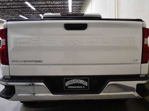 Used 2020 Chevrolet Silverado 1500 LT RWD image 6