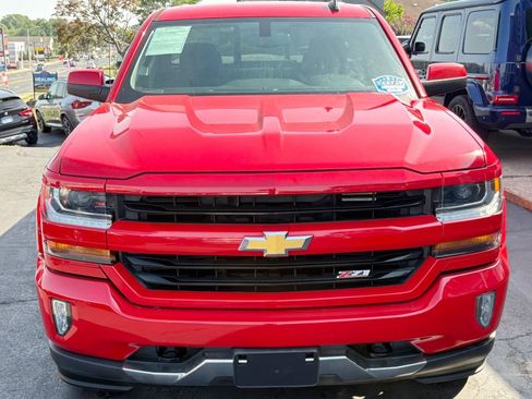 Used 2018 Chevrolet Silverado 1500 LT w/ All Star Edition AWD/4WD image 4