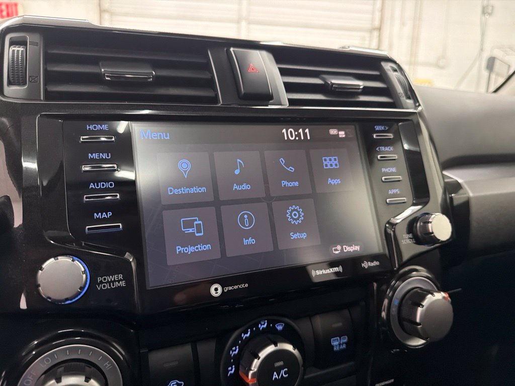 Used 2021 Toyota 4Runner TRD Off-Road Premium w/ Moonroof Package AWD/4WD image 18
