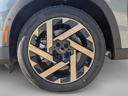 New 2025 MINI Cooper Countryman SE image 10
