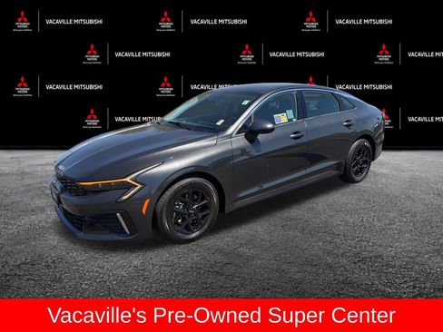 Used 2025 Kia K5 LXS FWD image 2