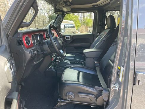 Used 2020 Jeep Wrangler Unlimited Rubicon w/ Dual Top Group AWD/4WD image 12