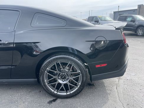Used 2012 Ford Mustang Shelby GT500 w/ SVT Performance Pkg image 25