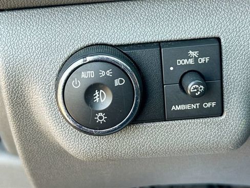 Used 2017 Chevrolet Traverse LS FWD image 13