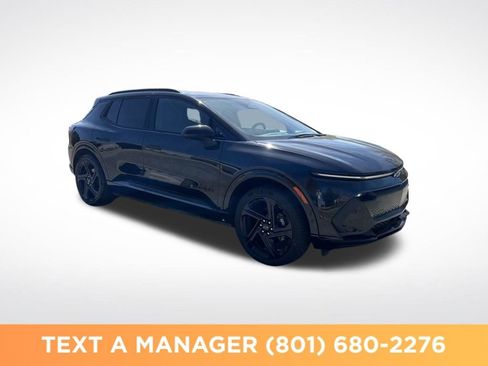Used 2024 Chevrolet Equinox EV RS FWD image 7