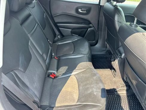 Used 2019 Jeep Compass Latitude AWD/4WD image 14