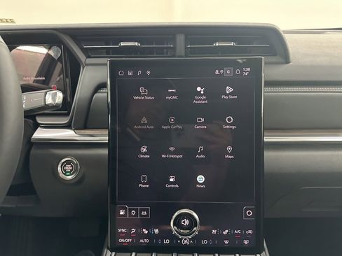 New 2026 GMC Terrain Denali AWD/4WD image 39