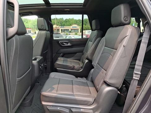 Used 2023 Chevrolet Tahoe LT w/ LT Signature Plus Package AWD/4WD image 14