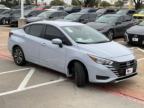 New 2025 Nissan Versa SV w/ Trunk Package image 4