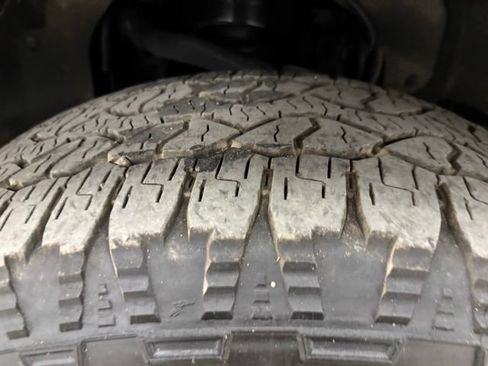 Used 2025 Ford F150 XLT w/ Equipment Group 301A Standard AWD/4WD image 10