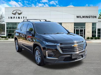 Used 2022 Chevrolet Traverse LT