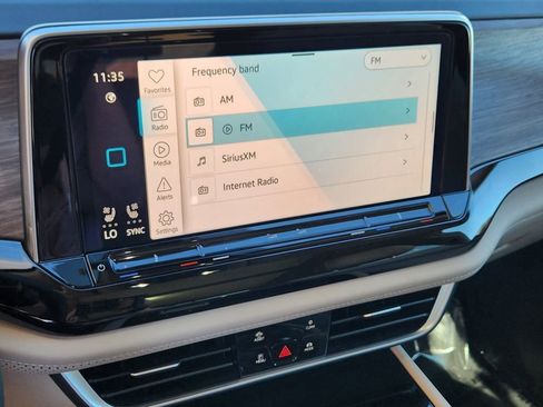 New 2026 Volkswagen Atlas SEL Premium R-Line image 11