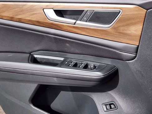 New 2026 Volkswagen Atlas SE image 11