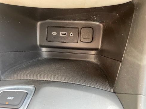 Used 2022 Chevrolet Equinox LT AWD/4WD image 24