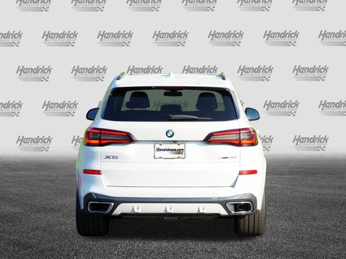 Used 2022 BMW X5 xDrive40i w/ M Sport Package AWD/4WD image 8