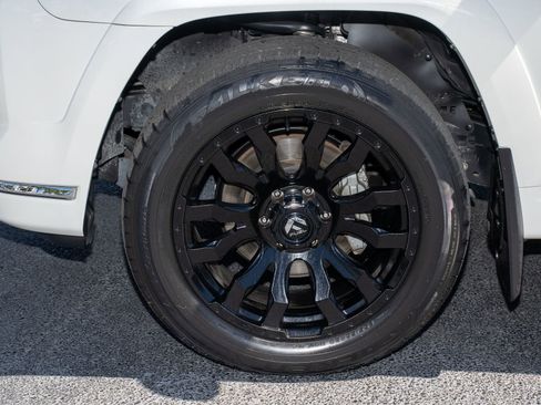 Used 2022 Toyota 4Runner Limited image 38