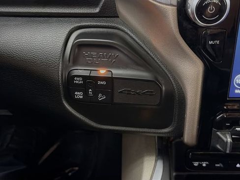 Used 2019 RAM 2500 Laramie AWD/4WD image 35