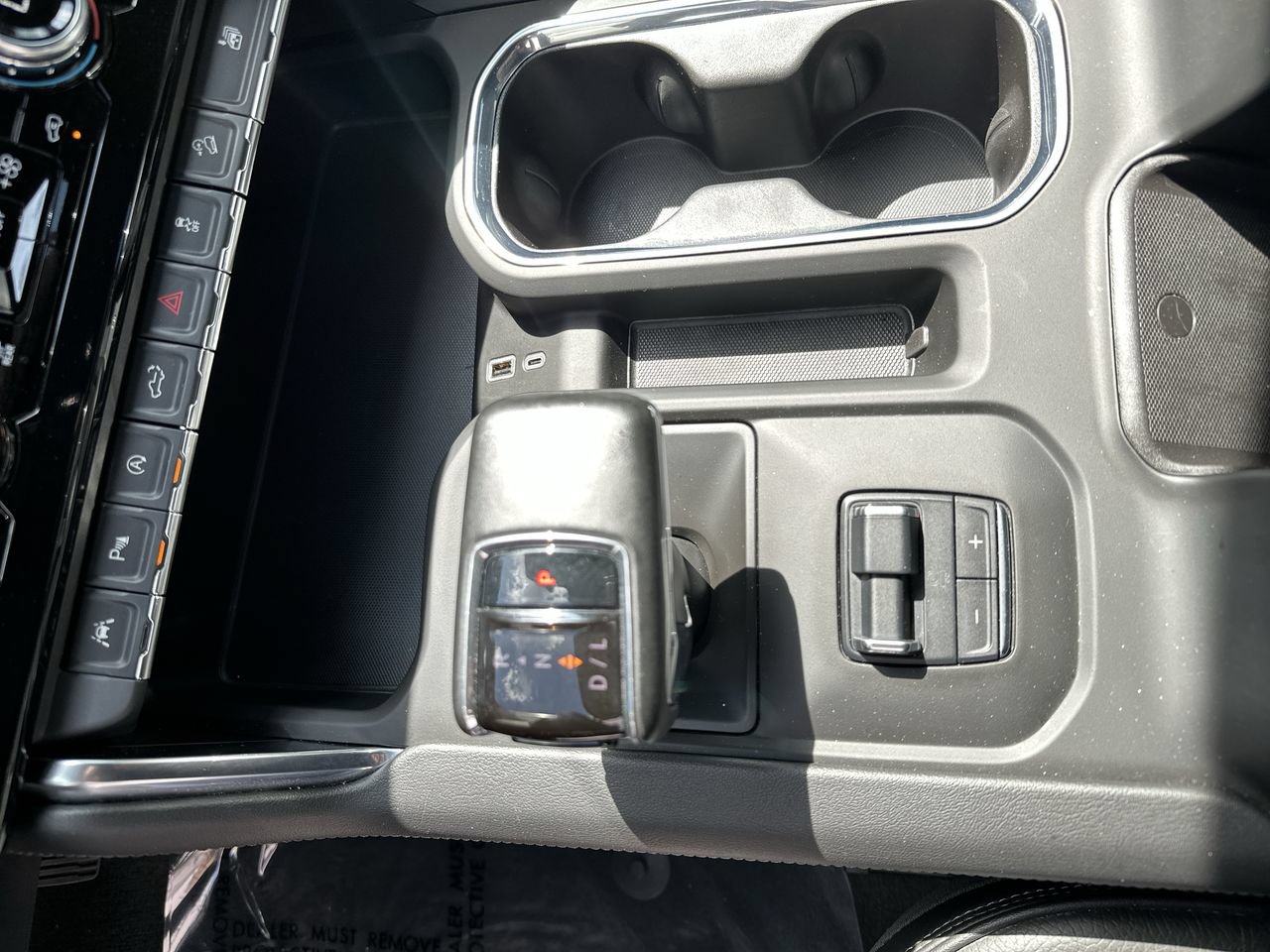 Used 2024 GMC Sierra 1500 Denali AWD/4WD image 14