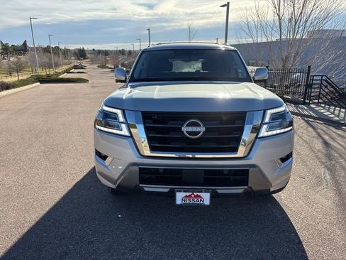 Used 2022 Nissan Armada SL AWD/4WD image 12