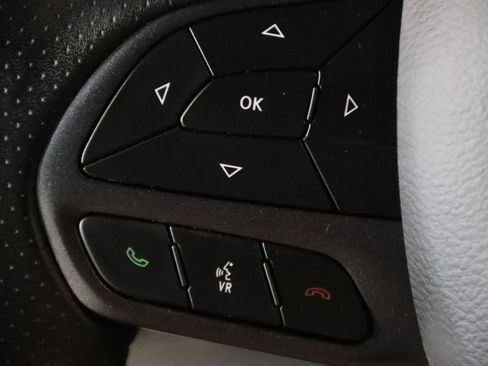 Used 2025 Dodge Durango GT AWD/4WD image 16