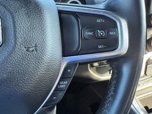 Used 2019 RAM 1500 Big Horn AWD/4WD image 17