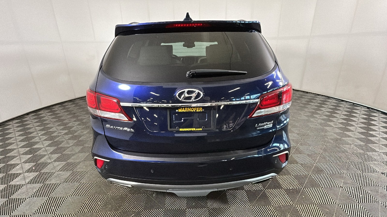 Used 2017 Hyundai Santa Fe Limited AWD/4WD image 4