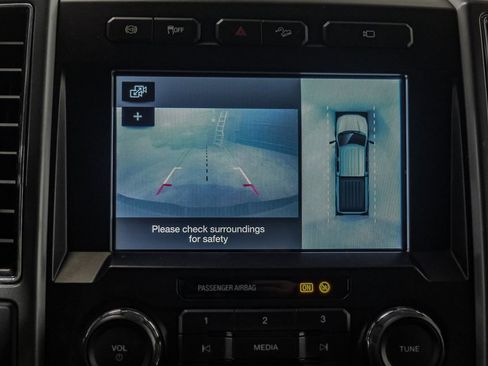 Used 2019 Ford F250 XLT w/ XLT Premium Package image 22