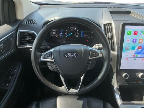 Used 2022 Ford Edge Titanium AWD/4WD image 12