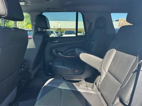 Used 2019 Chevrolet Tahoe Premier AWD/4WD image 16