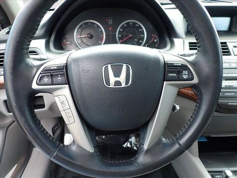 Used 2011 Honda Accord EX-L image 13