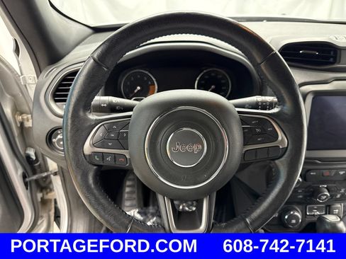 Used 2019 Jeep Renegade Limited w/ Quick Order Package 22P AWD/4WD image 14